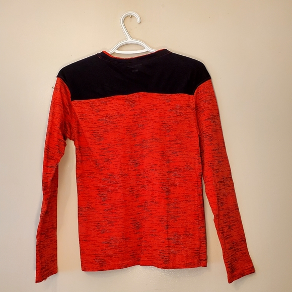 🔥NWOT Stockhomme Evolution Red Black Long Sleeve Pocket T-shirt Men US Small - Picture 2 of 8